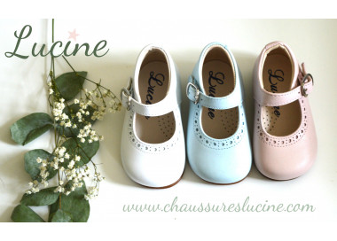 Chaussures babies filles en cuir à boucle, à porter avec ou sans chaussettes