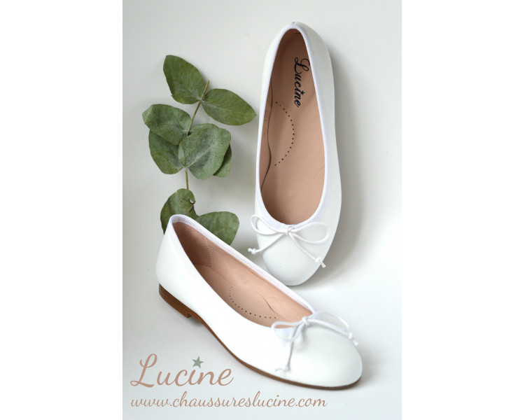 Ballerine cordon réglable T30 à 35 - cuir BLANC Ballerine cordon réglable T30 à 35 - cuir BLANC
