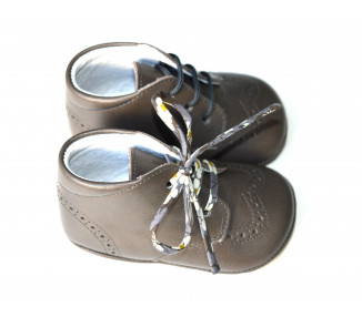 Chaussons bébé SOUPLES antidérapants Mini-Adonis - cuir GRIS taupe