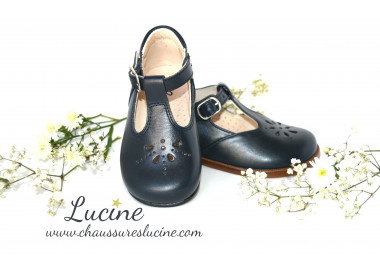 Chaussures en cuir pour bébé fille et garçon à porter avec ou sans chaussettes