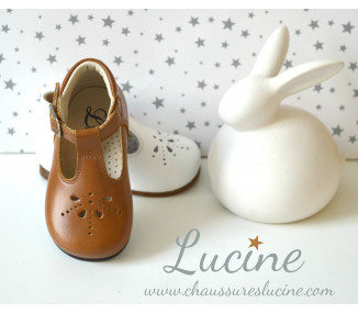 Bottillon bébé en cuir à porter pieds-nus ou avec chaussettes