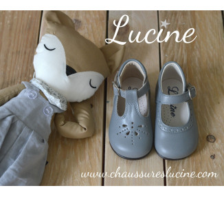Bottillons bébé montants à boucle en cuir gris clair