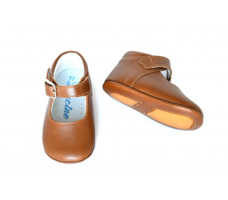 Chaussons bébé SOUPLES antidérapants fille à boucle Mini-Alice - cuir CAMEL