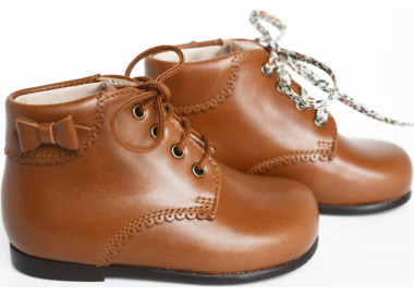 Bottillons à lacets et noeud côté en cuir pour fille