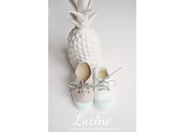 Tennis baskets souples en toiles rose nude et blanc pour bébés, enfants et adultes