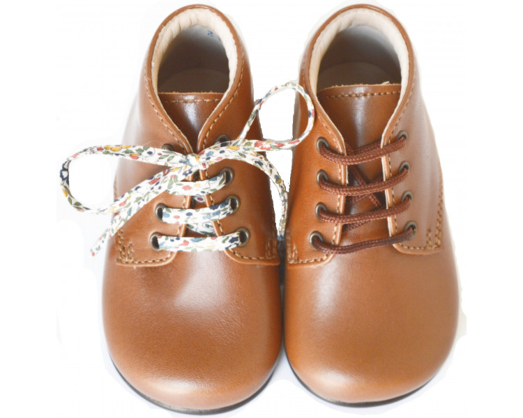 Chaussures en cuir de qualité pour bébés filles et garçons Chaussures en cuir de qualité pour bébés filles et garçons