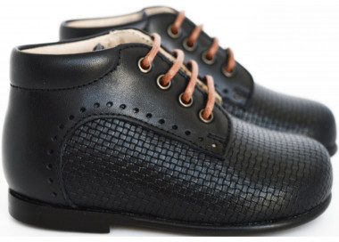 Bottillons bébés en cuir tressé bleu marine excellent maintien
