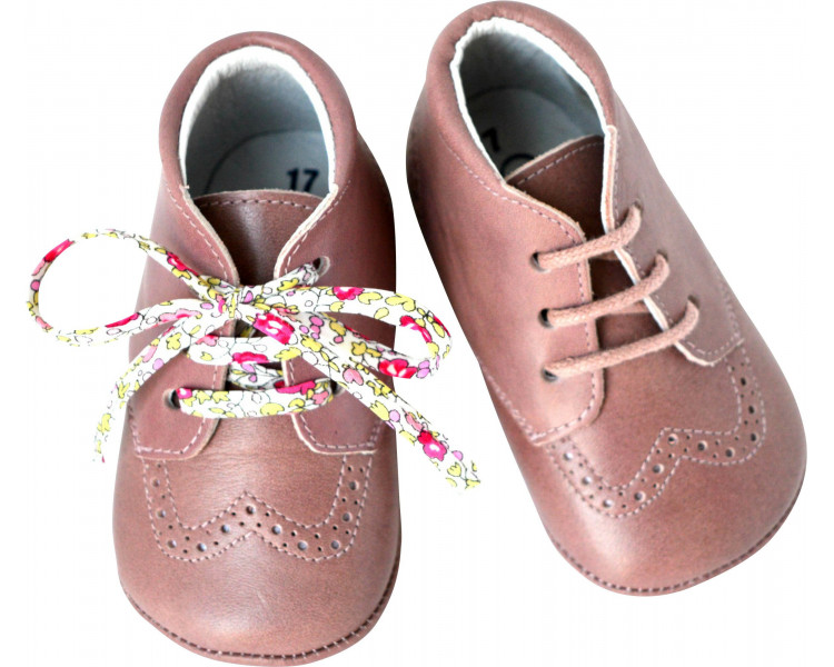 Chausson Bebe pour Fille en cuir rose avec motif papillon