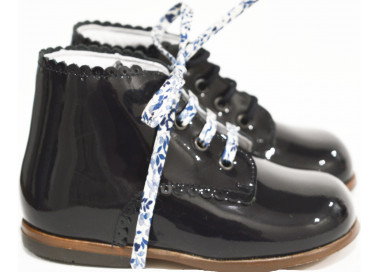 Chaussures vernis marine souple et confortable pour bébé fille