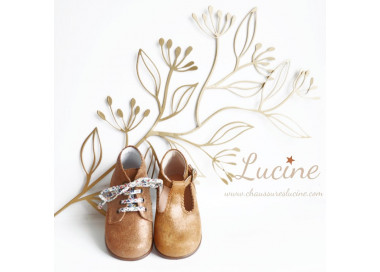 Chaussures souples bébés résistantes et confortables