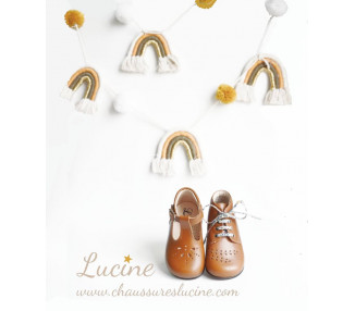 Chaussures bébés en cuir camel, excellent maitien