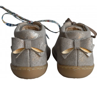 Chaussures bébé SOUPLES fille Max noeud - cuir Taupe irisé