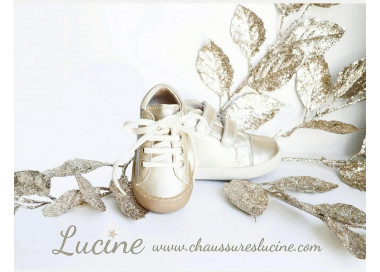 Chaussures pour bébés filles en cuir souple et renfort