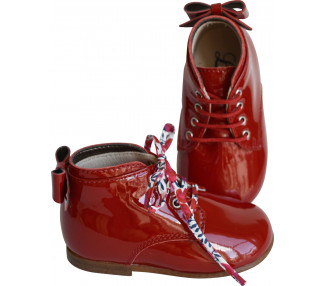 Bottillons bébés en cuir vernis rouge  doublé cuir confortables et offrant un excellent maintien