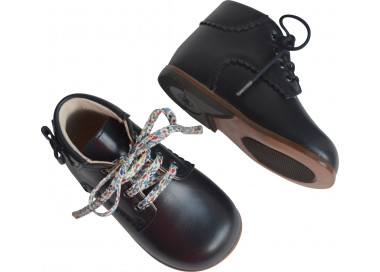 Bottillons pour bébés filles en cuir souple. Excellent maintien