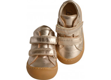 Chaussures en cuir souple pour bébé fille pratiques et confortables