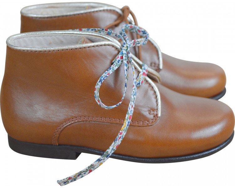 Chaussures montantes pour fille en cuir et liseré doré
