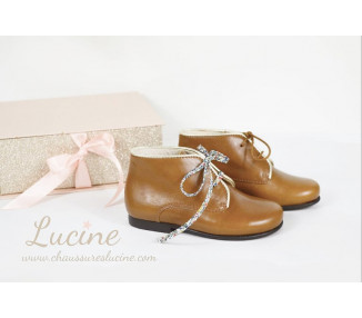 Chaussures montantes pour filles en cuir de qualité