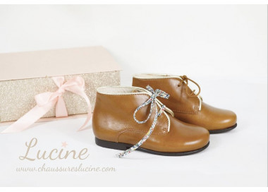 Chaussures montantes pour filles en cuir de qualité