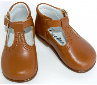 Chaussures Salomé bébé en cuir camel à boucle