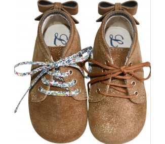 Bottillons bébés filles à lacets pour tous types de pieds