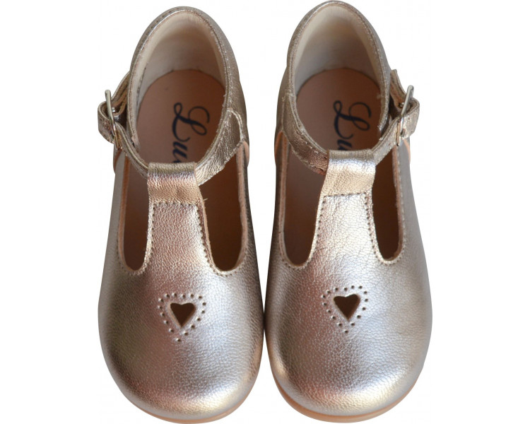 Chaussures coeurs pour bébés filles en cuir or souple Chaussures coeurs pour bébés filles en cuir or souple