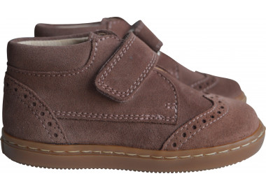 Chaussures filles pratiques pour la crèche et l'école