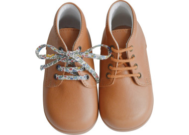 Chaussures bottillons bébés filles et garçons en cuir souple