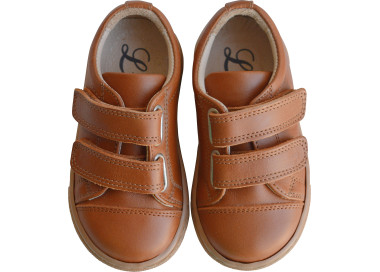 Baskets sneakers en cuir doublées cuir, à scratchs, pratiques et confortables