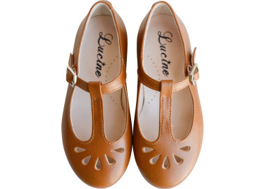 Chaussures Salomé pour filles, tous types de pieds mais idéal pieds fins