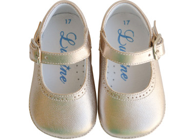 Chaussons souples en cuir doré pour bébé fille