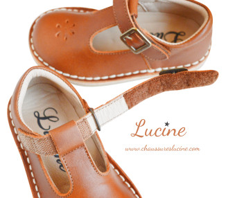 chaussures enfants à scratch pratiques, confortables et souples