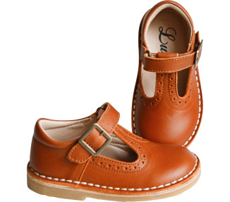 Chaussures mixtes souples pour enfants. Pratiques et confortables