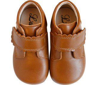 Chaussures bébés filles pratiques et idéales pour l'autonomie