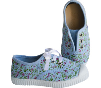 Chaussures en toiles souples et confortables interieur cuir