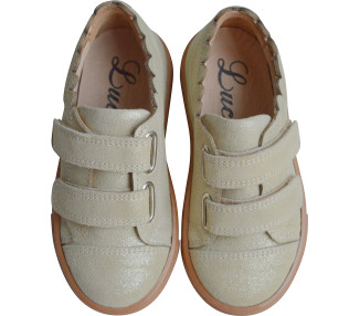Un look basket mais une vraie chaussure bien construite et souple