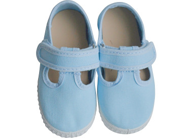 Chaussures souples et pratiques pour enfants