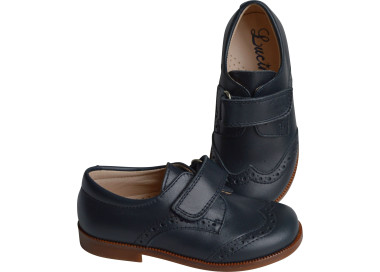 chaussures idéales école tout terrain et résistantes, pratiques et faciles à mettre
