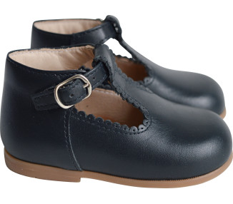 chaussures bébés souples et excellent maintien en cuir