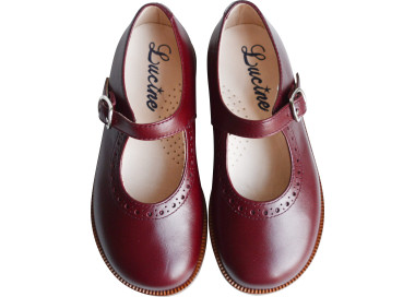 Chaussures pour filles résistantes tout en restant jolies et fines portées