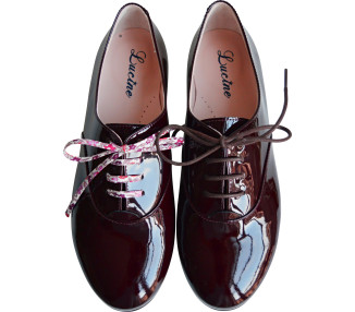 Chaussures derbies femmes en cuir vernis doublées cuir