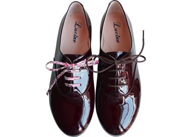 Chaussures derbies femmes en cuir vernis doublées cuir