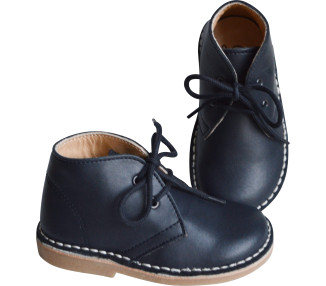 Derbies en cuir pour enfants en cuir bleu marine à lacets idéales pour l'école, pour les weekend et les cérémonies