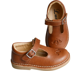 Chaussures souples pour enfants fille et garçon. Très pratiques à mettre avec scratch