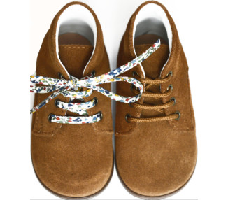 Chaussures souples et confortables pour les premiers pas et à l'aise dans la marche pour bébés mixtes fille et garçon