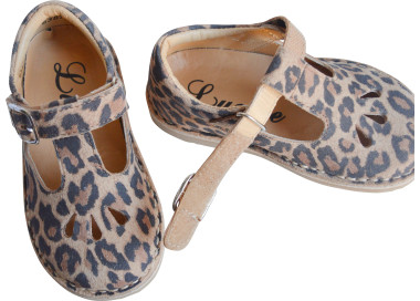 Sandales souples pratiques et faciles à mettre pour enfants filles