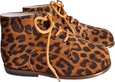 Chaussures en cuir souples et confortables pour bébés filles adaptées premiers pas et pour la marche