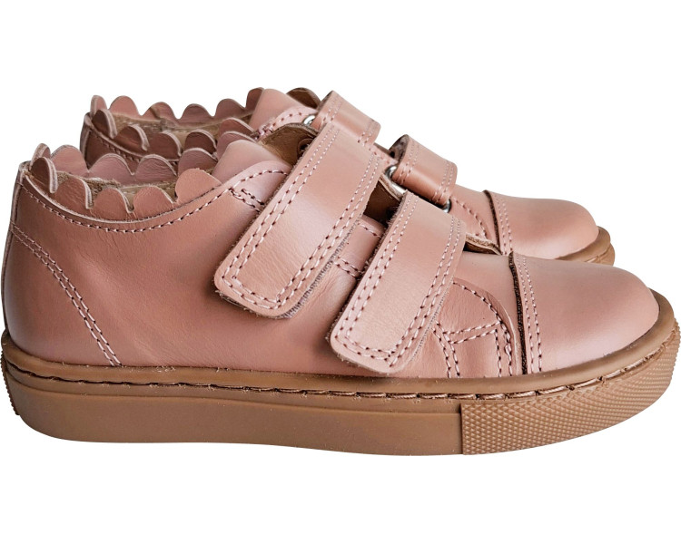 Chaussures souples fermées en cuir pour tous les jours et pour l'école , pratiques et confortables pour enfant fille