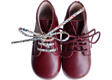 chaussures enfants souples idéales pour la marche en cuir semelle souple pour être à l'aise