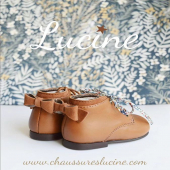 🐿🍄Les Albertine LUCINE 🍄🐿
• NOMBREUSES COULEURS 
• Lacets standards + cordons LIBERTY OFFERTS 
• En vente sur www.chaussureslucine.com rubrique chaussures Bébés
• Guide pointure directement sur la page de chaque produit et sur notre NOUVELLE APPLICATION POINTURES: https://lucine.cloud
#chaussureslucine #chaussures #lucine #bottillons #chaussuresbebe #chaussuresenfant #retrostyle #vintagestyle #babyshoes #kidsshoes #bebestyle #lookbebe #modebebe #modeenfant #babyfashion #kidsstyle #kidsfashion #kidslook #cuir #babybrand #kidsbrand #frenchbrand #marquefrancaise